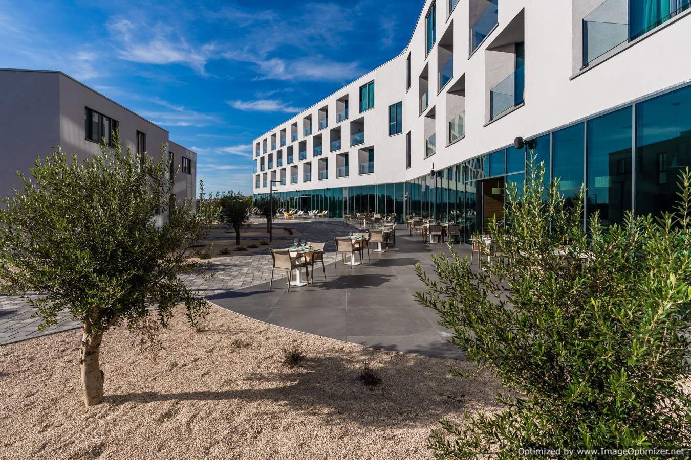 Hotel Olea Novalja Exteriör bild