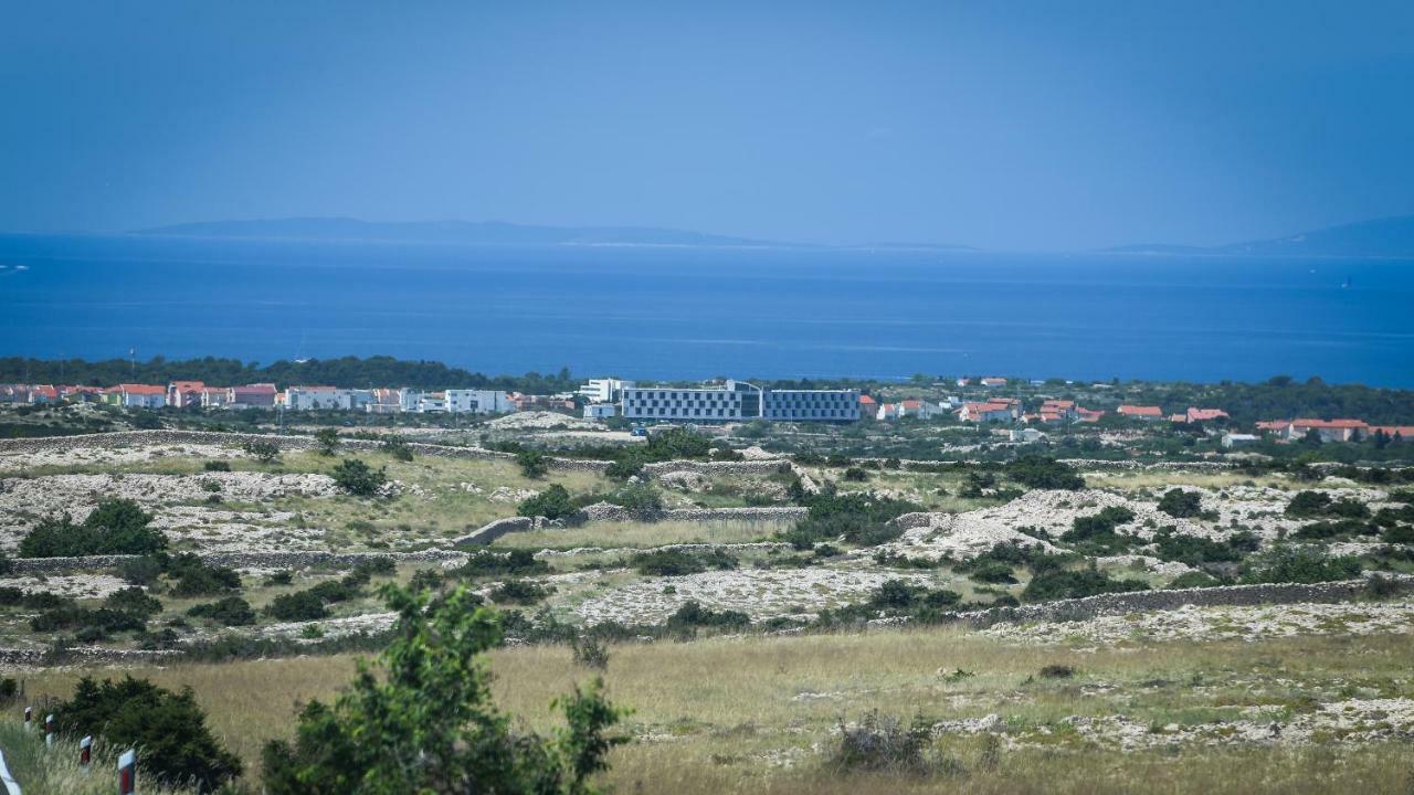 Hotel Olea Novalja Exteriör bild