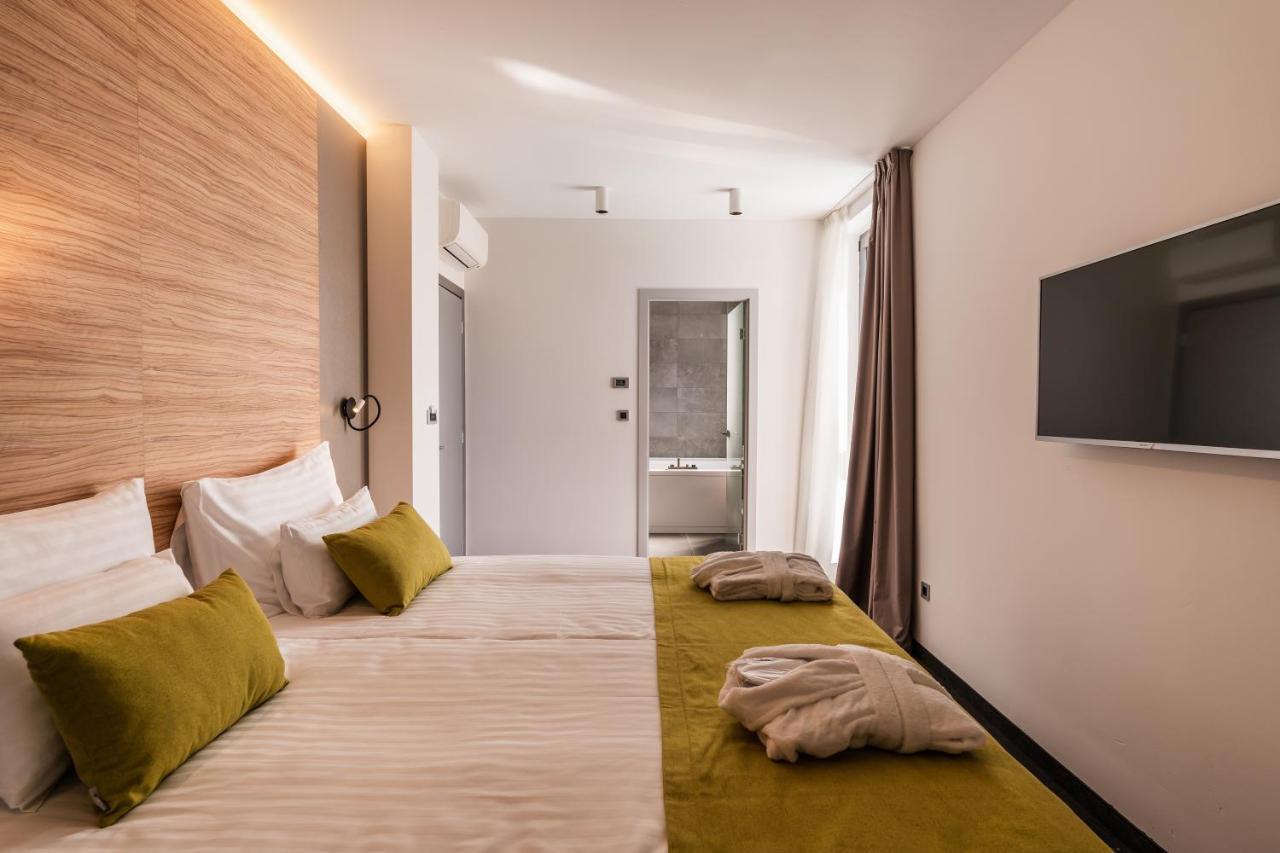 Hotel Olea Novalja Exteriör bild